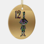 Twaalf drummers die met kerstmis goud dromen keramisch ornament (Rechts)