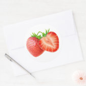 Twee aardbeien ronde sticker (Envelop)