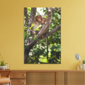 Twee apen in een boom canvas afdruk (Insitu (Woonkamer))