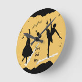 Twee balletdansers en muziek op gouden beige kleur ronde klok (Hoek)