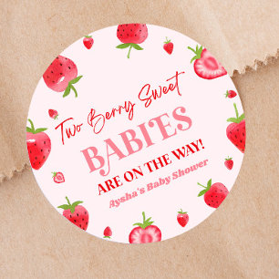 Twee Berry Sweet Baby's Strawberry Twin Baby showe Ronde Sticker