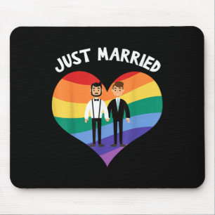 Twee bruidegoms zijn net getrouwd met een homo-huw muismat