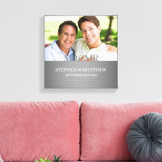 Twee bruidegoms zilveren damast foto canvas afdruk (Insitu (Woonkamer))