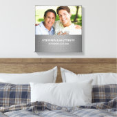 Twee bruidegoms zilveren damast foto canvas afdruk (Insitu (Slaapkamer))