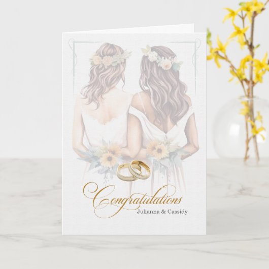 Twee bruiden gelukwensen met hun gay huwelijk kaart (Gele Bloem)