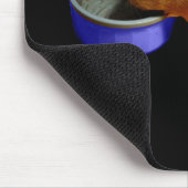 twee bruine en witte parelhoenders, muismat (Hoek)