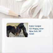 Twee bruine wilde paarden etiket (Insitu)