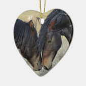 Twee bruine wilde paarden keramisch ornament (Links)