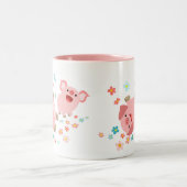 Twee Cartoon varkens in de lente-Mok Tweekleurige Koffiemok (Center)