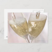 Twee champagnefluten gevuld met mousserende mousse briefkaart (Voorkant / Achterkant)