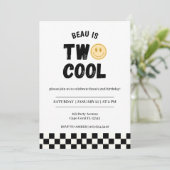 Twee coole 2e verjaardagsfeestje uitnodiging Retro (Staand voorkant)