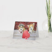 Twee Corgi's met een Valentijnskaart vol snoep Kaart (Voorkant)