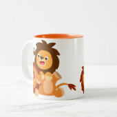 Twee Cute Playful Cartoon Lions Mok (Voorkant links)