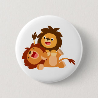 Twee Cute Playful Cartoon Lions Ronde Button 5,7 Cm