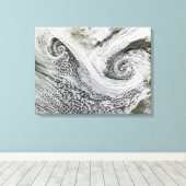 Twee cyclonen gevormd in tandem ten zuiden van IJs Canvas Afdruk (Insitu (Houten vloer))