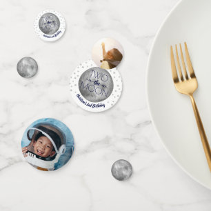 Twee De Maan 2e Verjaardagsfeestfoto Confetti