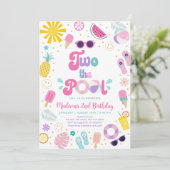 Twee de Pool Girl Pool Party Zomerverjaardag Kaart (Staand voorkant)