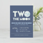 Twee de uitnodiging van de Moon Birthday Party (Staand voorkant)