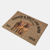 Twee Dogue de Bordeaux gepersonaliseerd Hondenlief Deurmat (Schuin)