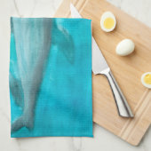 Twee dolfijnen die Wilde en Vrije in de Oceaan spe Theedoek (Quarter Fold)