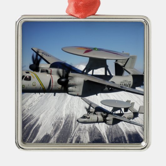 Twee E-2C Hawkeyes voeren een vlucht uit Metalen Ornament (Voorkant)