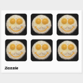Twee eieren in een ventilatorpan met glimlach vierkante sticker (Vel)