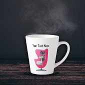 Twee elegante Mid Century-katten in een roze stoel Latte Mok
