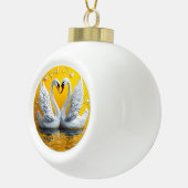 Twee Elegante Zwanen Keramische Bal Ornament (Rechts)