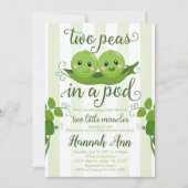 Twee erwten in een Baby shower met peul Kaart (Voorkant)