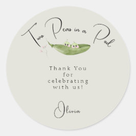Twee erwten in een Baby shower Ronde Sticker