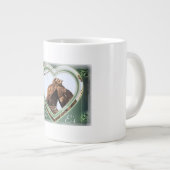 Twee erwten in een peul grote koffiekop (Voorkant rechts)