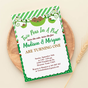 Twee erwten in een pod tweeling van de vorige dag kaart