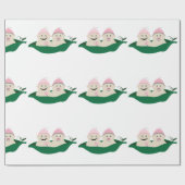 Twee erwten in een podtweeling babymeisjes cadeaupapier (Vlak)