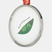Twee erwten in peul metalen ornament (Links)