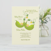 Twee erwtenpads Verticaal Baby shower Invitation Kaart (Staand voorkant)
