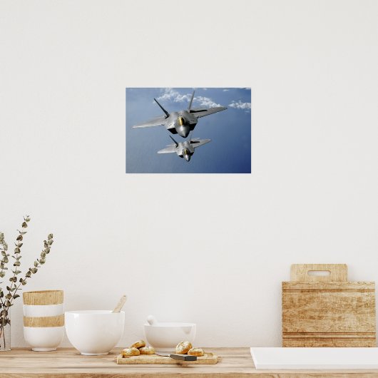 Twee F-22-Raptors vliegen over de Stille Oceaan 2 Poster (Keuken)