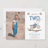 TWEE Fast Dirt Bike Verjaardag uitnodiging (Voorkant)