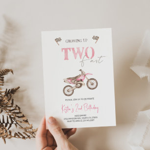TWEE Fast Pink Dirt Bike Verjaardag uitnodiging
