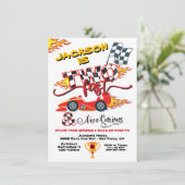 Twee Fast Race Car 2e verjaardag Uitnodiging (Staand voorkant)