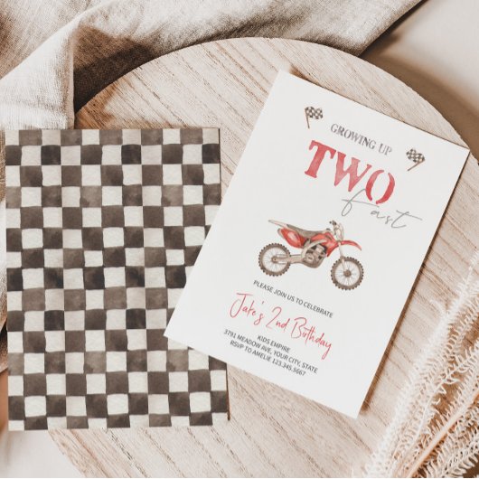 TWEE Fast Red Dirt Bike Verjaardag uitnodiging