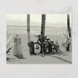 Twee fietsen op het strand van Sanur op Bali Briefkaart