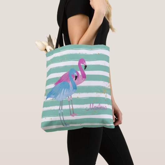 Twee Flamingos Monogram Blauwgroen Stripe Tote Bag (Dichtbij)