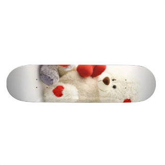 Twee fluffy Teddy Bars op witte achtergrond Persoonlijk Skateboard