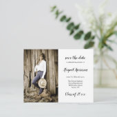 Twee foto-Afstuderen slaan de datum op Aankondigingskaart (Staand voorkant)