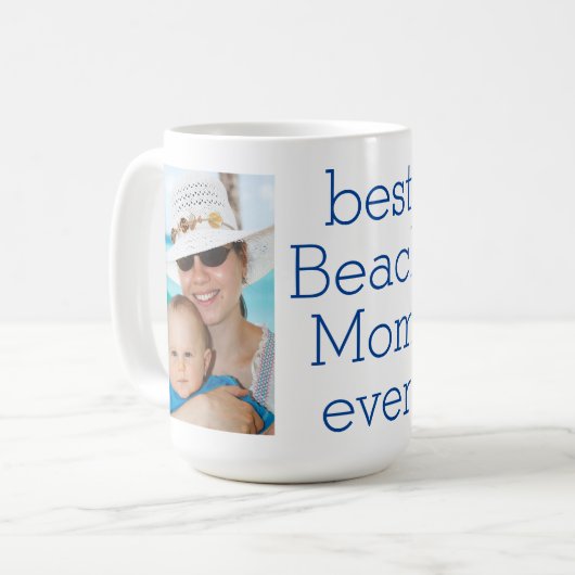 Twee-foto beste strand moeder ooit koffie Mok (Voorkant links)