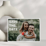 Twee foto Vet Wit Tekst Overlay Eenvoudige Bruilof Save The Date<br><div class="desc">Twee foto Vet Wit Tekst Overlay Eenvoudige Bruiloft Save the Date</div>