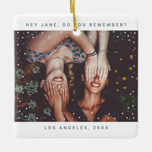 Twee foto-vriendinnetjes met holiday Keepomwille Keramisch Ornament (Voorkant)