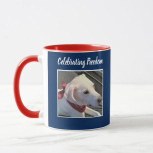 Twee foto's juli 4de Rode Blauwe Kute Dog Mok