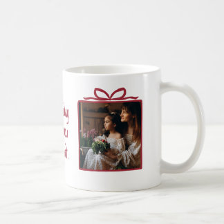 Twee foto's Rood cadeau doos en strik frame Koffiemok