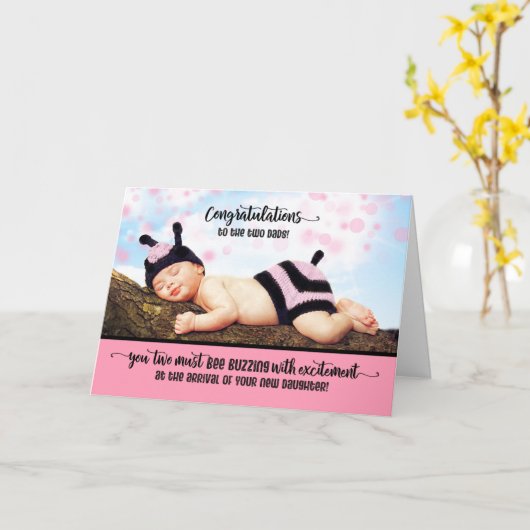 TWEE Gay Dads New Daughter Baby Gefeliciteerd Kaart (Gele Bloem)